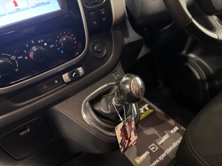 2019 Renault Trafic - photo 14