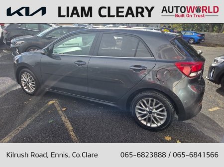 2020 Kia Rio - photo 5