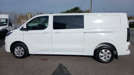 2025 Ford Transit Custom - photo 22