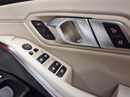 2023 BMW 3-Series - photo 20