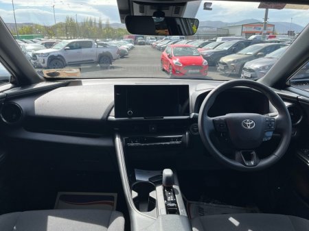 2024 Toyota C-HR - photo 8