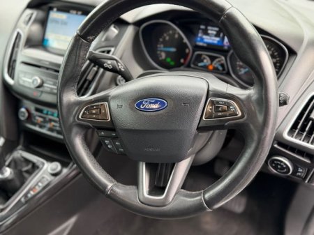 2017 Ford Focus - photo 9