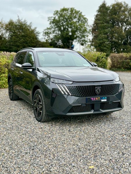 2025 Peugeot 5008 1.2 MHEV 145bhp E-DCS6 Allure