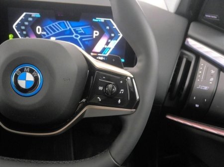 2025 BMW X3 - photo 18