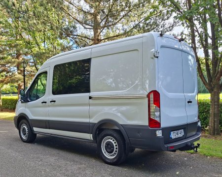 2017 Ford Transit - photo 2