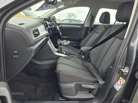 2024 Volkswagen T-Roc - photo 7