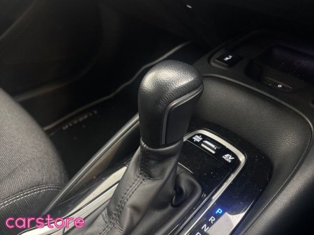 2025 Toyota Corolla - photo 18