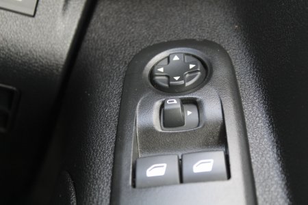 2025 Vauxhall Combo - photo 23