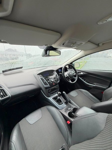 2014 Ford Focus - photo 2