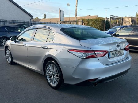 2019 Toyota Camry - photo 6