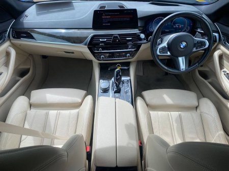 2017 BMW 5-Series - photo 10