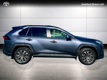 2024 Toyota RAV4 - photo 3