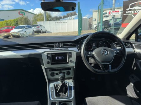 2016 Volkswagen Passat - photo 9