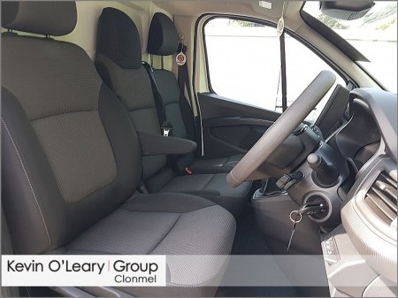 2025 Renault Trafic - photo 15