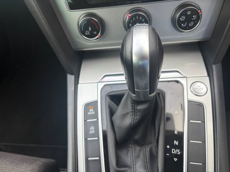 2017 Volkswagen Passat - photo 9