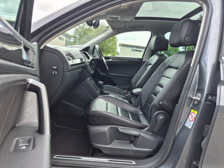 2020 Volkswagen Tiguan - photo 31