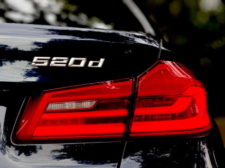 2019 BMW 5-Series - photo 24