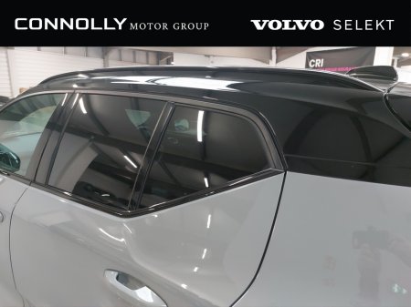 2025 Volvo EX40 - photo 22