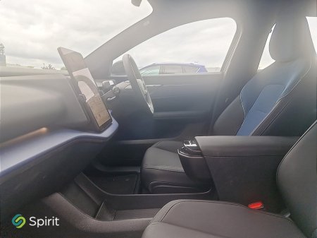 2025 Volvo EX30 - photo 3