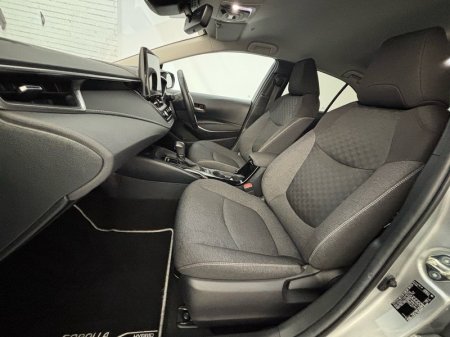 2024 Toyota Corolla - photo 6