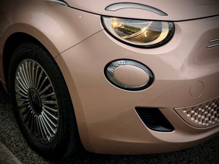 2025 Fiat 500e - photo 16