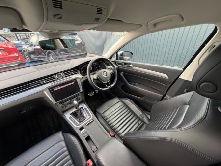 2019 Volkswagen Passat - photo 44