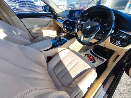 2017 BMW 5-Series - photo 12