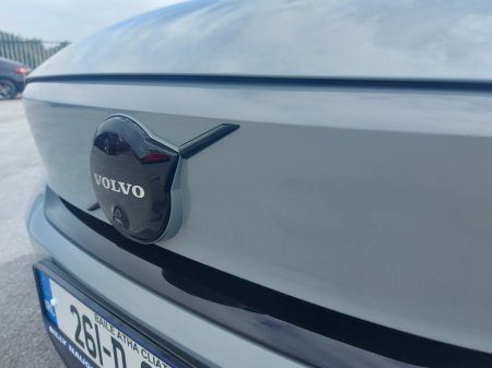 2026 Volvo EX40 - photo 13
