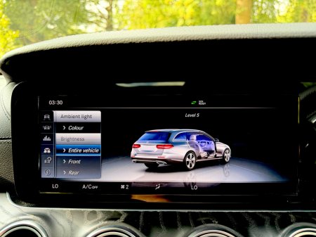 2017 Mercedes-Benz E-Class - photo 25