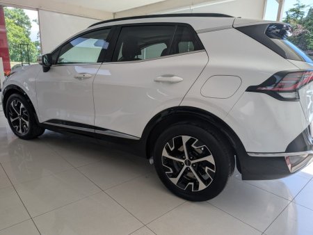 2022 Kia Sportage - photo 3