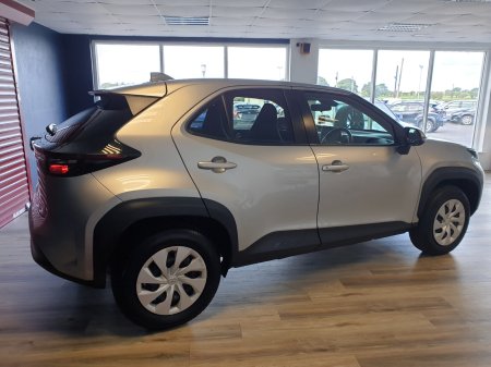 2022 Toyota Yaris Cross - photo 3