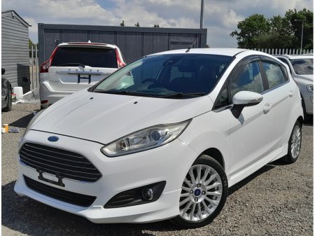 2014 Ford Fiesta - photo 3