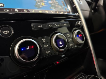2020 Land Rover Discovery - photo 14