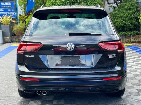 2020 Volkswagen Tiguan - photo 18