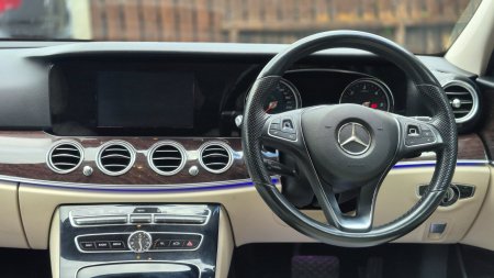 2018 Mercedes-Benz E-Class - photo 18