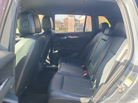 2025 Volkswagen Tiguan - photo 14