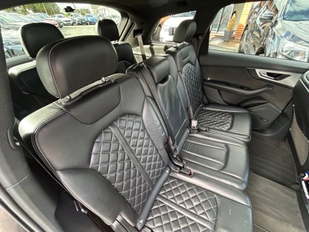 2017 Audi SQ7 - photo 13