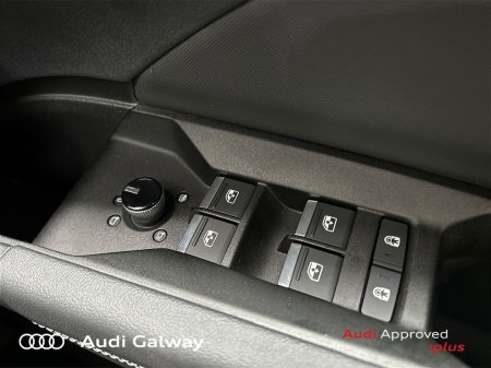 2026 Audi Q4 e-tron - photo 22