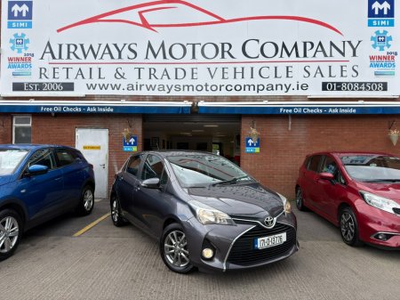 2017 Toyota Yaris 1.0 LUNA 5DR
