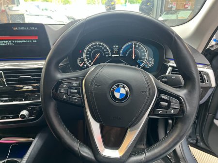 2018 BMW 5-Series - photo 8