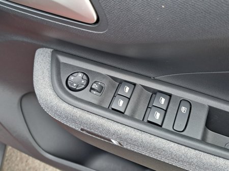 2026 Opel Frontera - photo 28