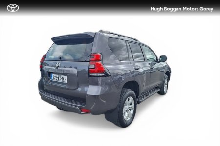 2022 Toyota Land Cruiser - photo 2