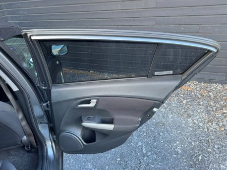 2011 Honda Insight - photo 15