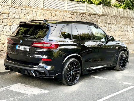 2022 BMW X5 - photo 6