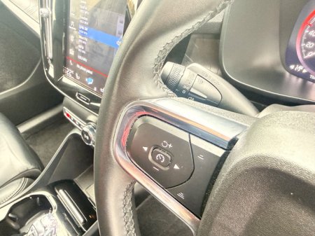 2023 Volvo XC40 - photo 23