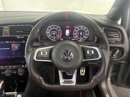 2020 Volkswagen Golf - photo 6
