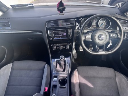 2015 Volkswagen Golf - photo 2