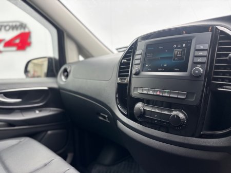 2023 Mercedes-Benz Vito - photo 35