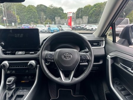 2025 Toyota RAV4 - photo 9