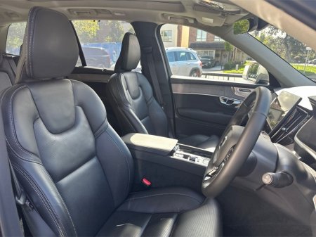 2025 Volvo XC90 - photo 10